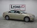 Sandy Beach Metallic - Camry LE Photo No. 17