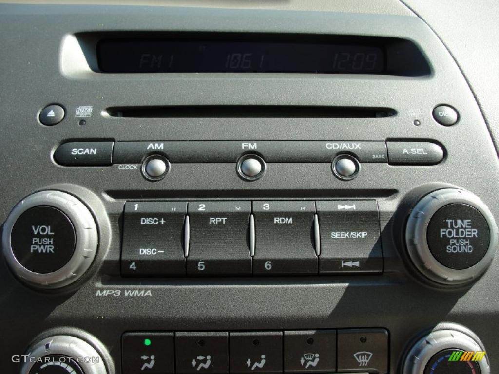 2007 Honda Civic LX Sedan Controls Photo #39517807