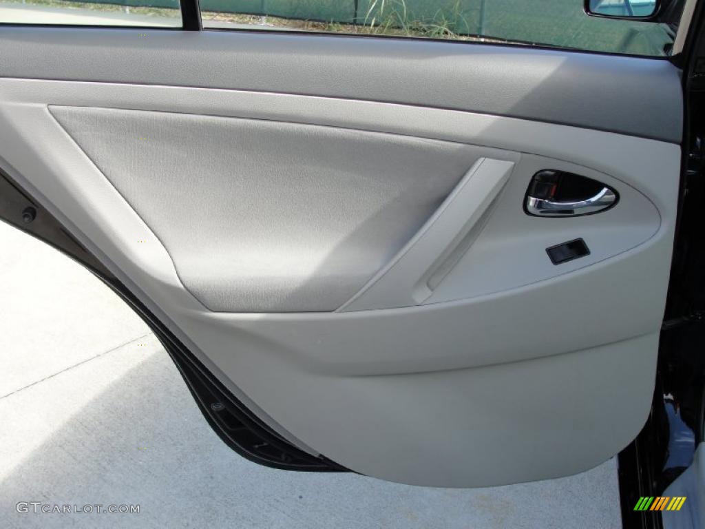2007 Camry CE - Black / Ash photo #36
