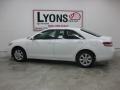 Super White - Camry LE Photo No. 30