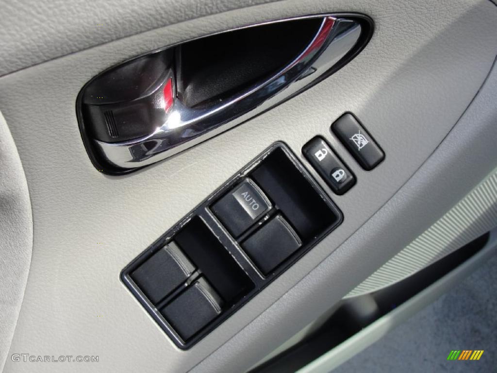 2007 Camry CE - Black / Ash photo #40