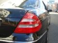Black - E 500 Sedan Photo No. 7
