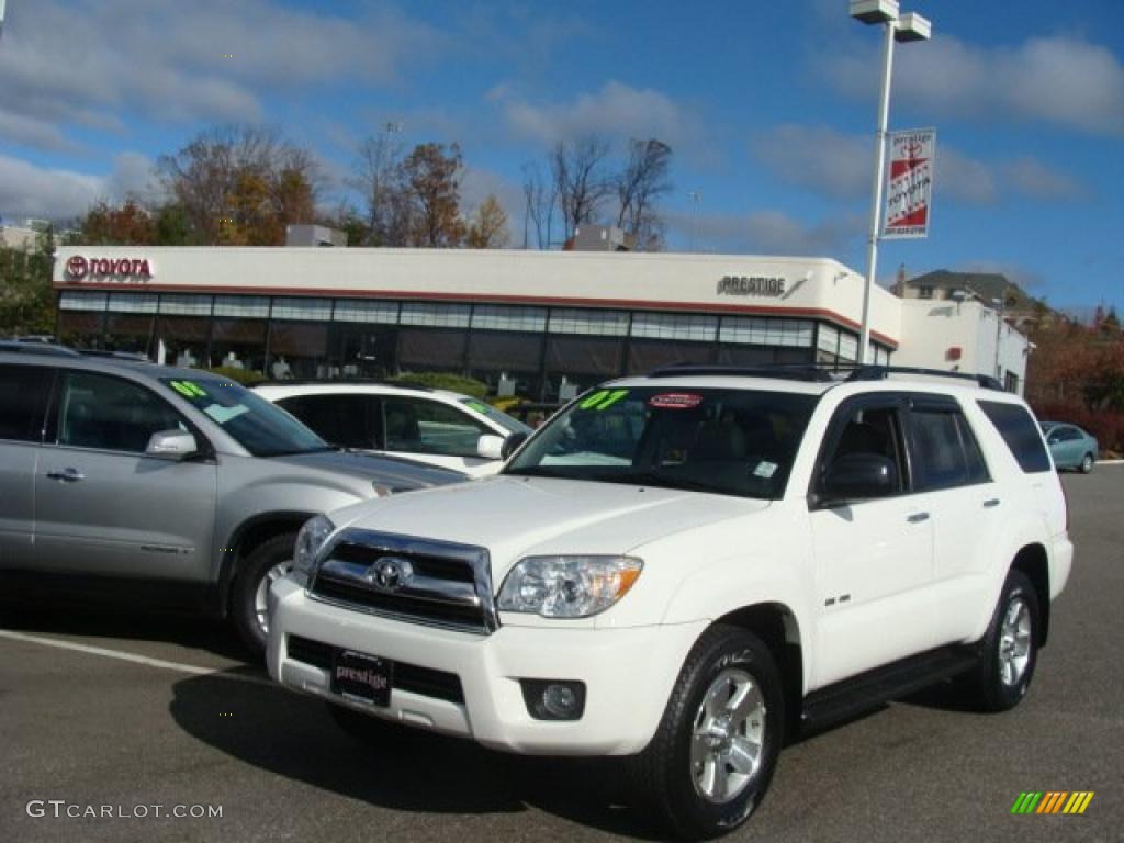 2007 4Runner SR5 4x4 - Natural White / Stone photo #1