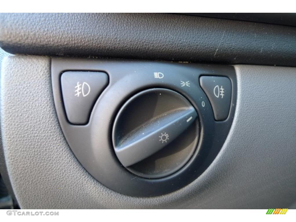 2003 Saab 9-3 Linear Sport Sedan Controls Photo #39522305