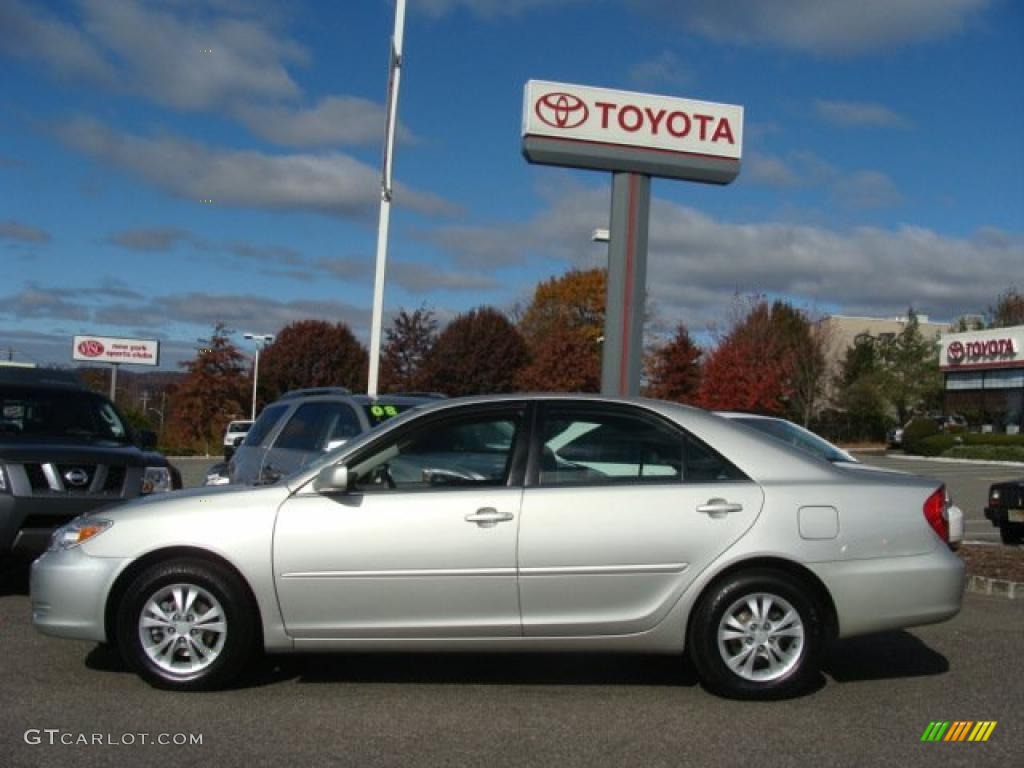 2004 Camry LE V6 - Lunar Mist Metallic / Stone photo #3