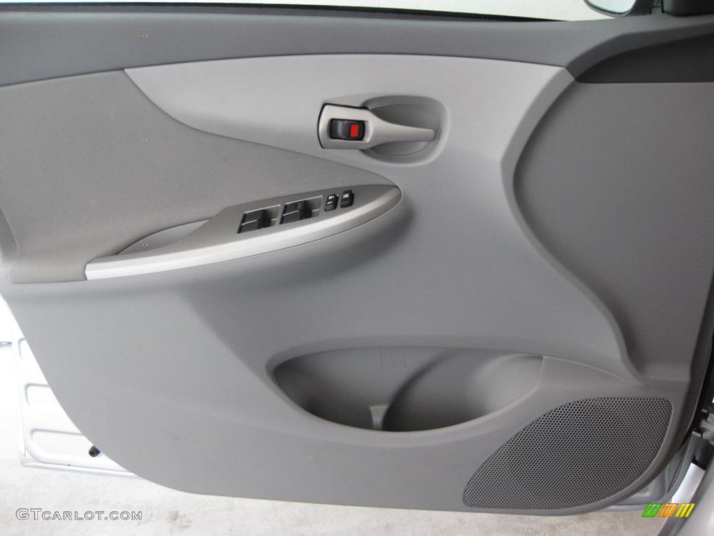 2010 Toyota Corolla LE Ash Door Panel Photo #39523465