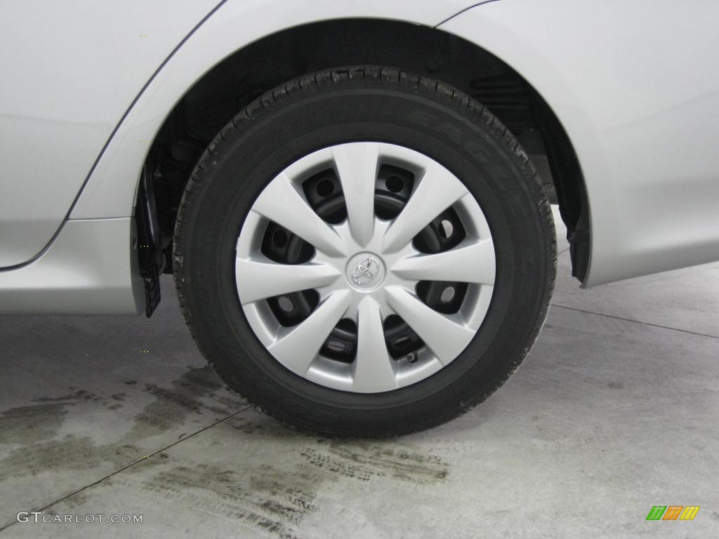 2010 Toyota Corolla LE Wheel Photo #39524689