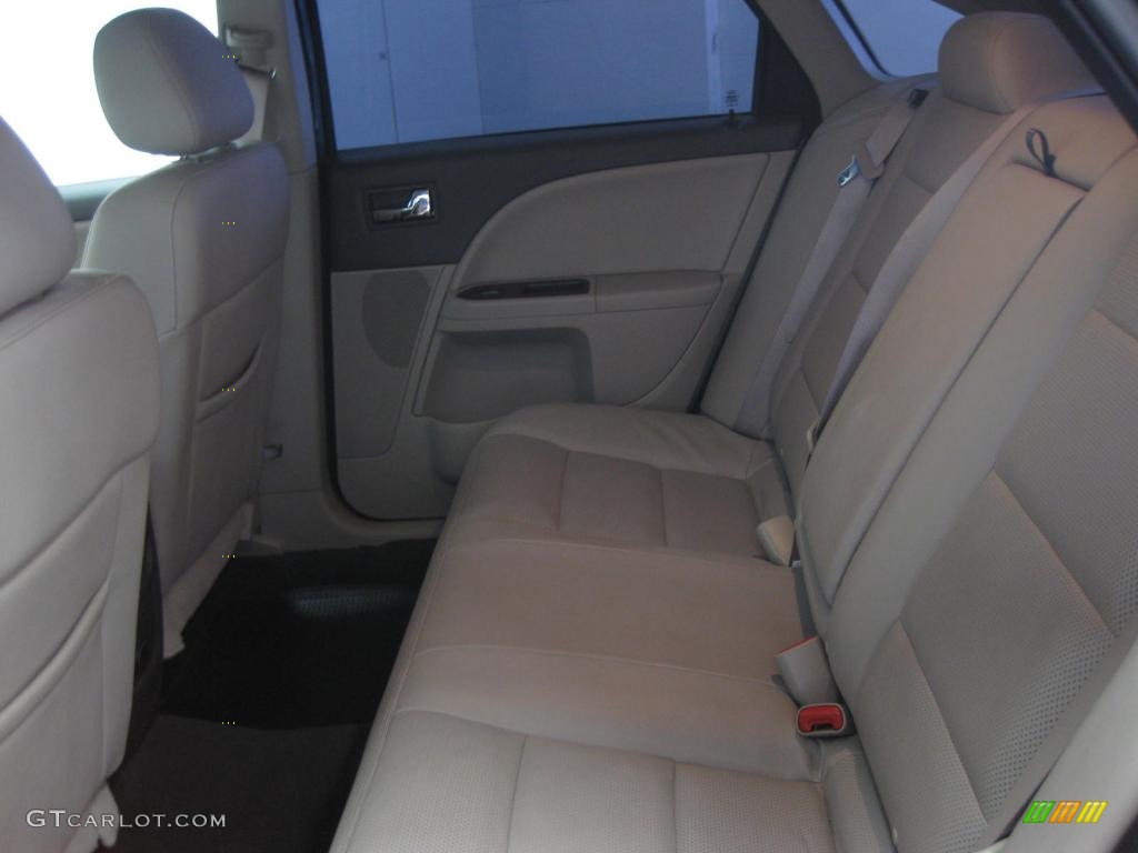 Medium Light Stone Interior 2008 Ford Taurus SEL Photo #39526625