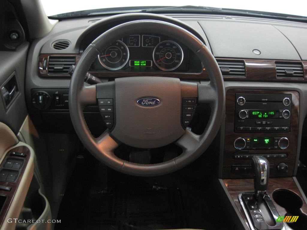 2008 Ford Taurus SEL Medium Light Stone Dashboard Photo #39526641