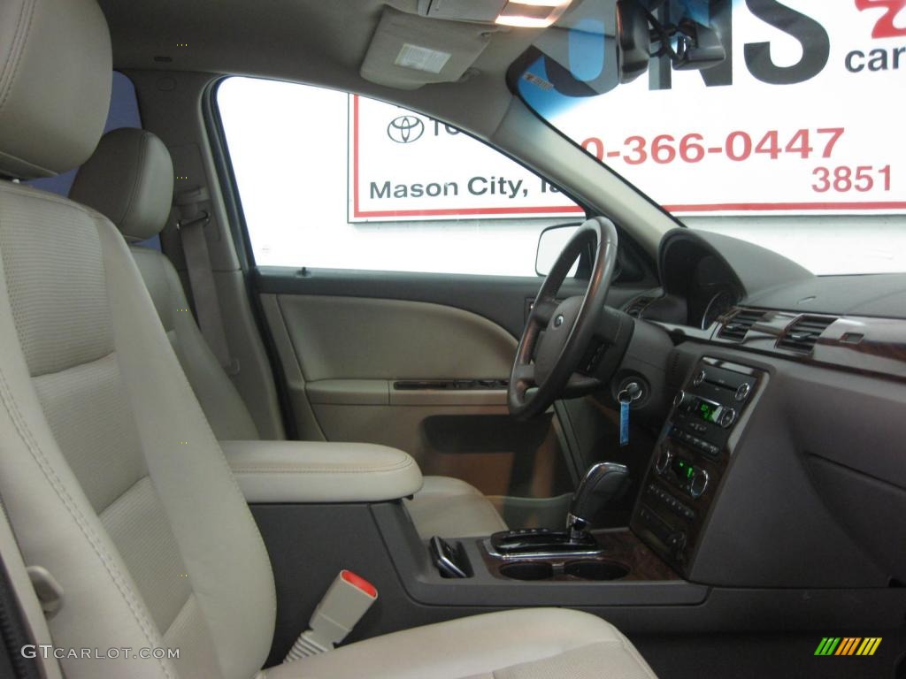 Medium Light Stone Interior 2008 Ford Taurus SEL Photo #39526657