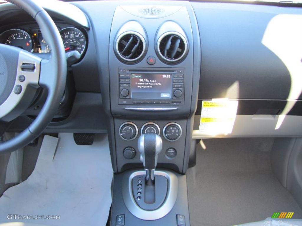 2011 Rogue SL - Pearl White / Gray photo #11