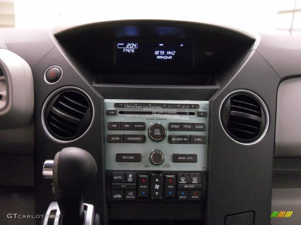 2011 Honda Pilot EX Controls Photo #39531033