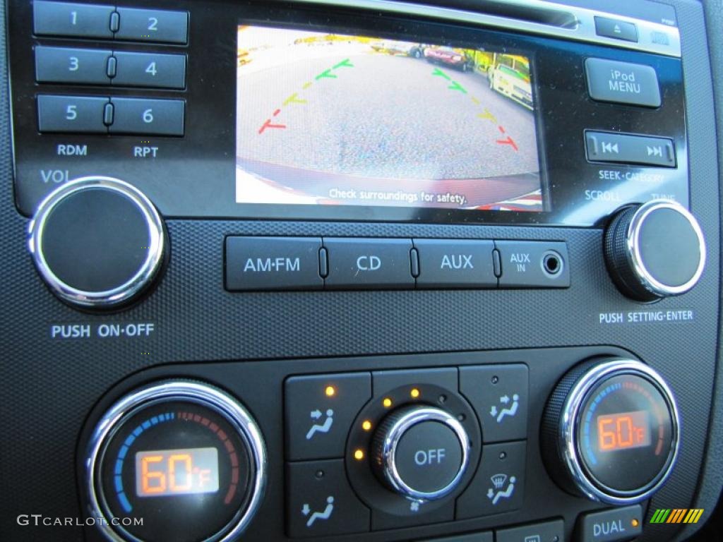2010 Nissan Altima 2.5 SL Controls Photo #39531313