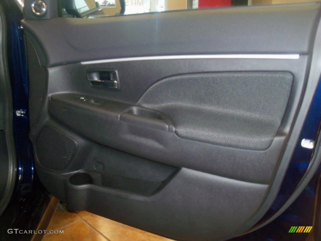 2011 Outlander Sport SE 4WD - Cosmic Blue Metallic / Black photo #31