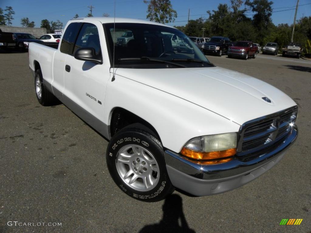 2001 Dakota SLT Quad Cab - Bright White / Dark Slate Gray photo #1