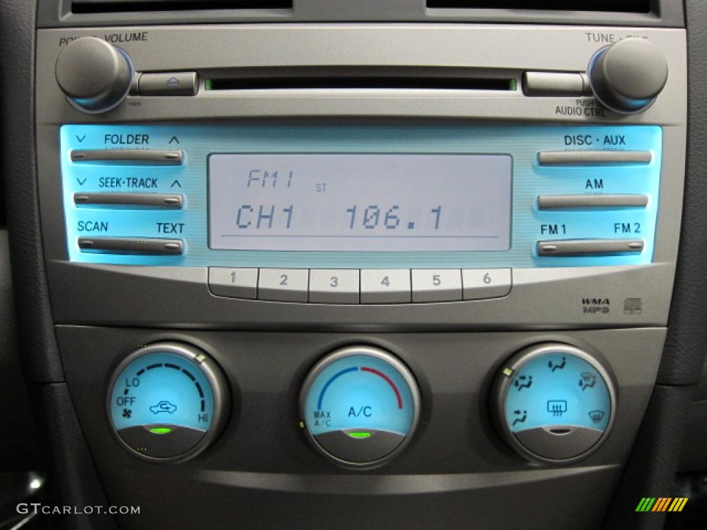2007 Toyota Camry LE V6 Controls Photo #39533273