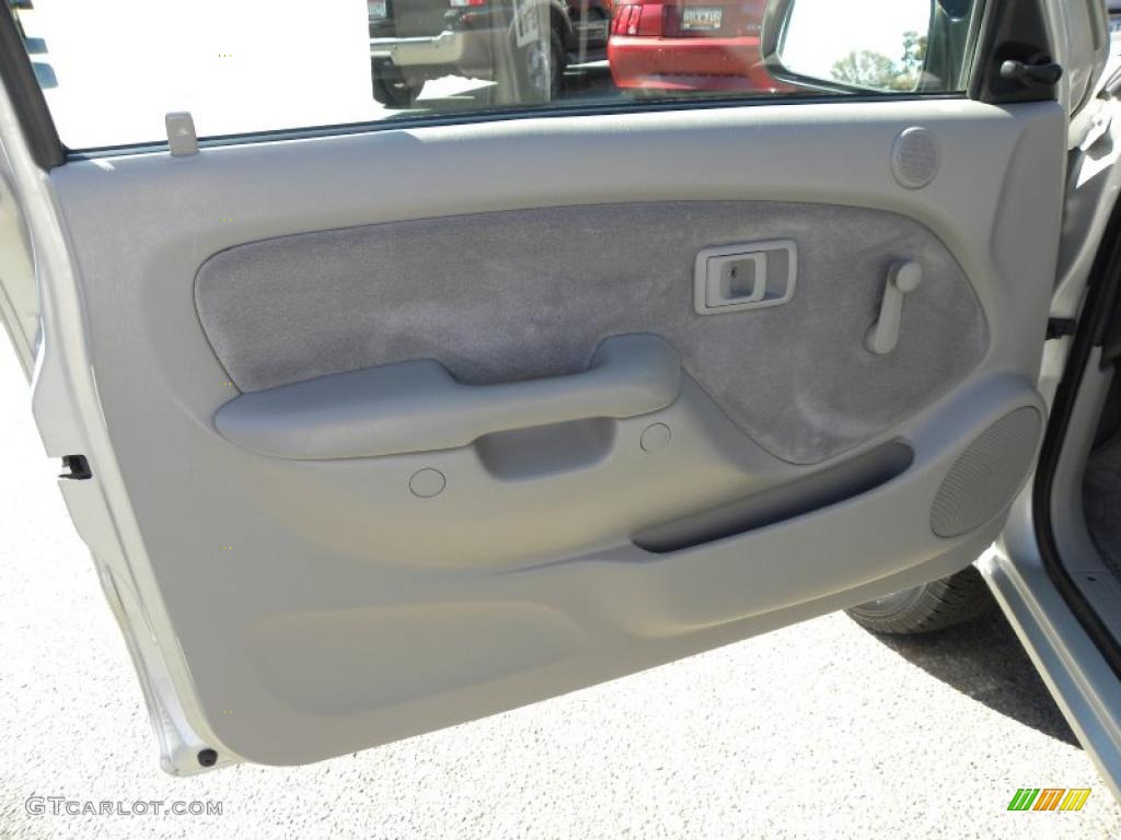 2004 Toyota Tacoma V6 Xtracab 4x4 Charcoal Door Panel Photo #39535401