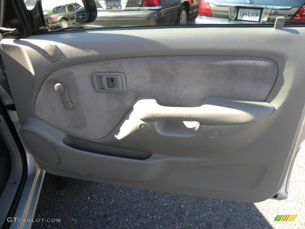 2004 Toyota Tacoma V6 Xtracab 4x4 Charcoal Door Panel Photo #39535449