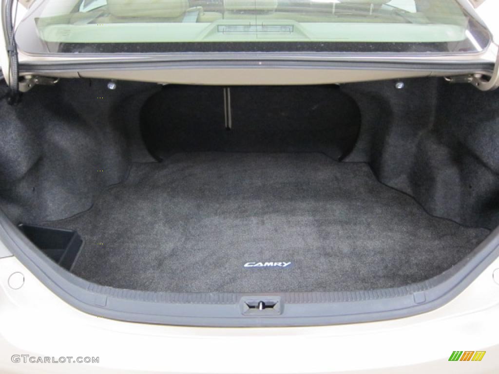 2009 Toyota Camry LE Trunk Photo #39535501