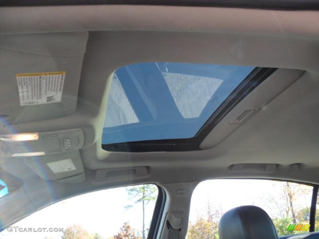 2008 Buick Lucerne CXS Sunroof Photos
