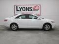 Super White - Camry LE Photo No. 15