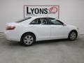 Super White - Camry LE Photo No. 20