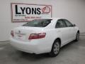 Super White - Camry LE Photo No. 24