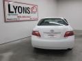 Super White - Camry LE Photo No. 26