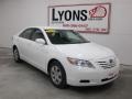 Super White - Camry LE Photo No. 32