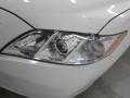 Super White - Camry LE Photo No. 40