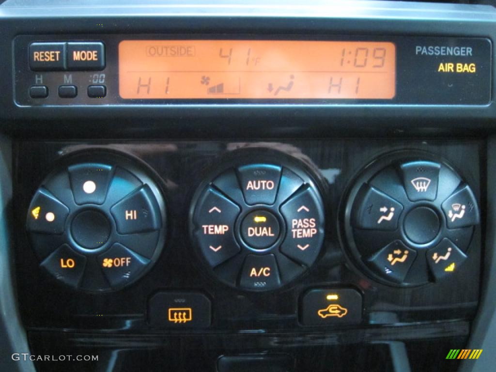 2007 Toyota 4Runner Limited 4x4 Controls Photo #39540238