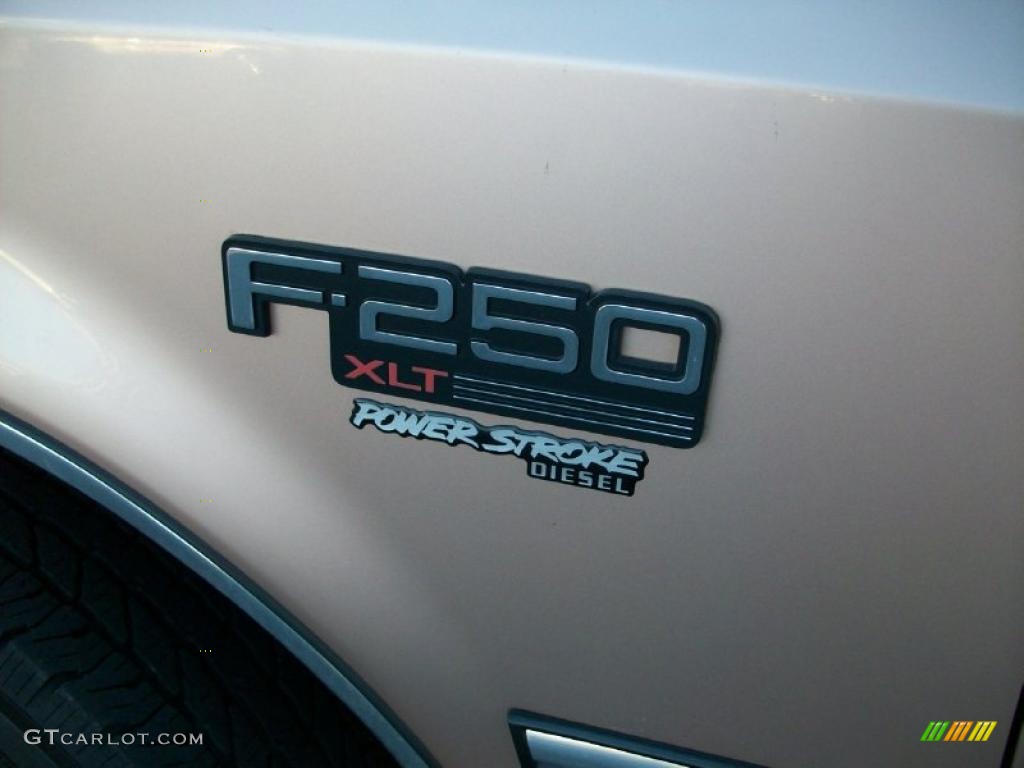 1996 Ford F250 XLT Extended Cab 4x4 Marks and Logos Photos