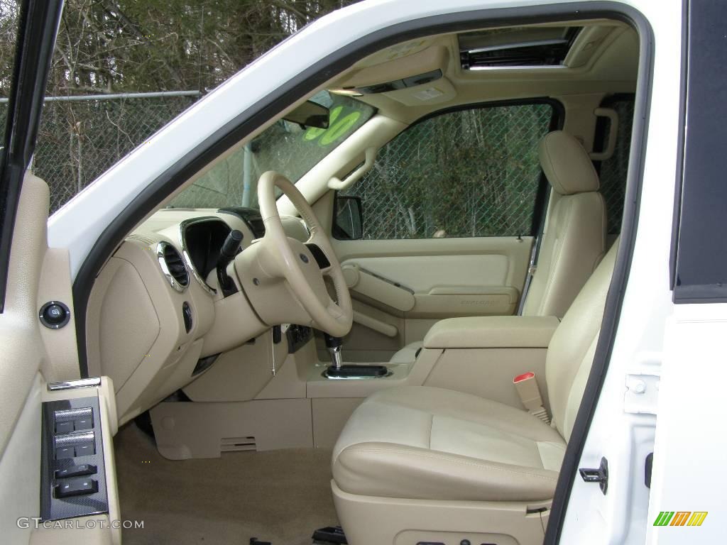 2006 Explorer XLT 4x4 - Oxford White / Camel photo #9