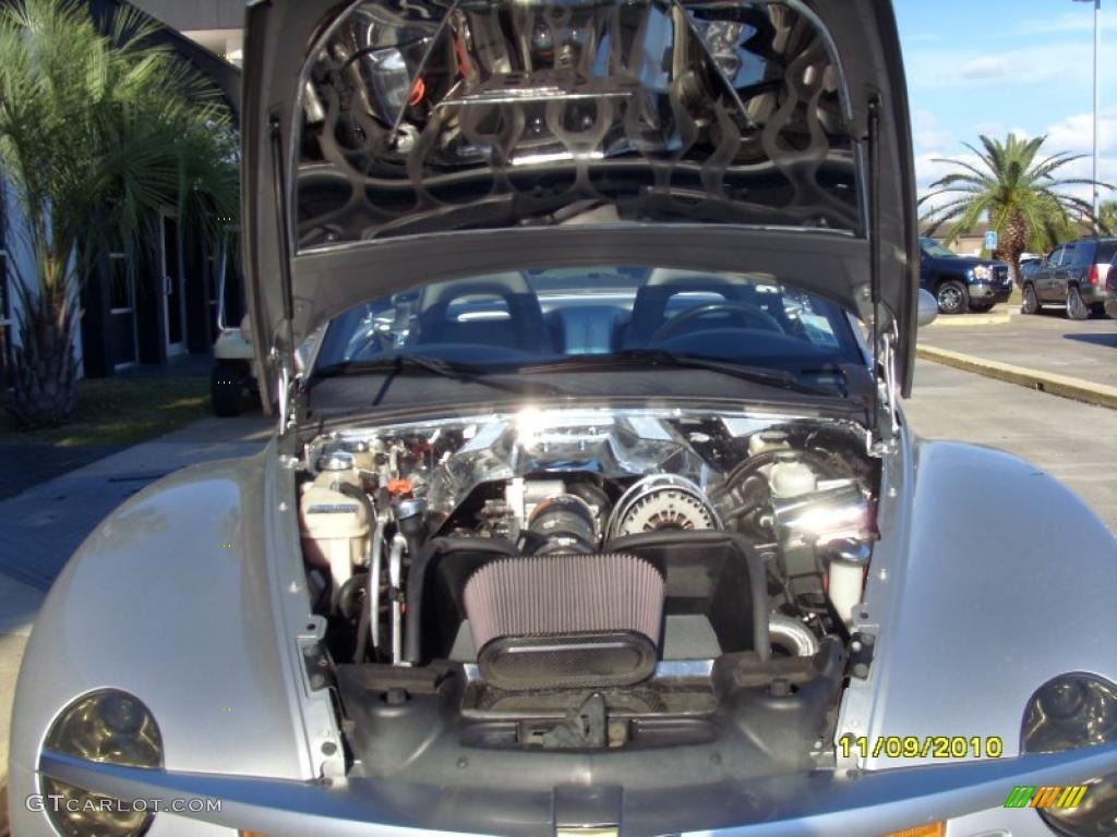 2005 Chevrolet SSR Standard SSR Model 6.0 Liter OHV 16-Valve V8 Engine Photo #39540830