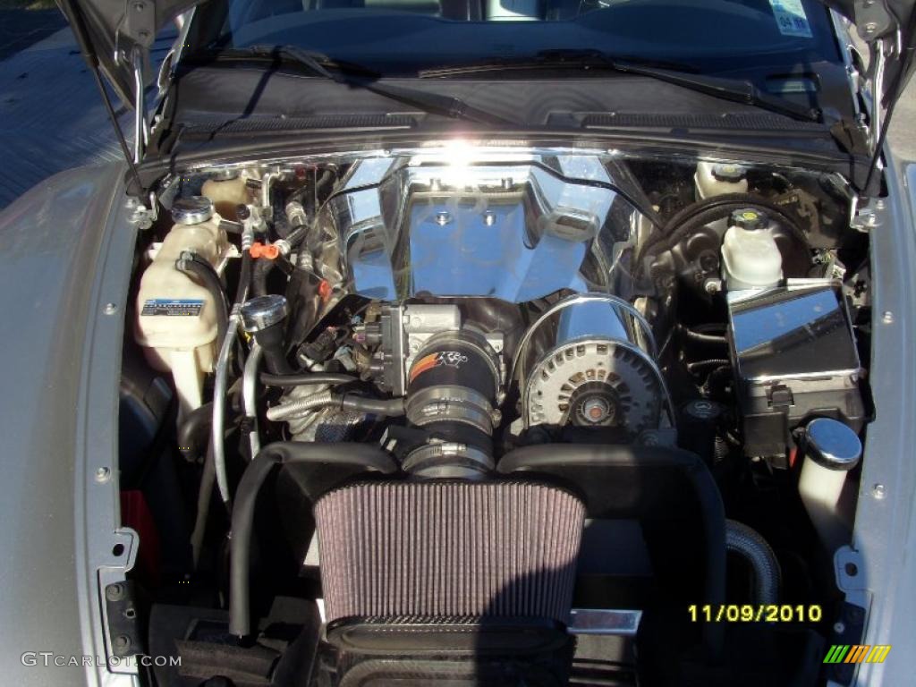 2005 Chevrolet SSR Standard SSR Model 6.0 Liter OHV 16-Valve V8 Engine Photo #39540854