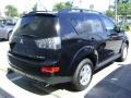 2009 Labrador Black Pearl Mitsubishi Outlander ES  photo #2