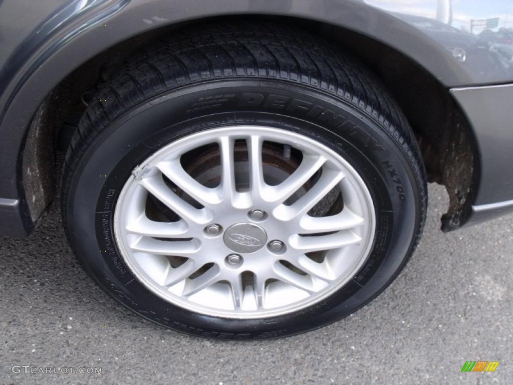 2005 Ford Focus ZX5 SE Hatchback Wheel Photo #39544562