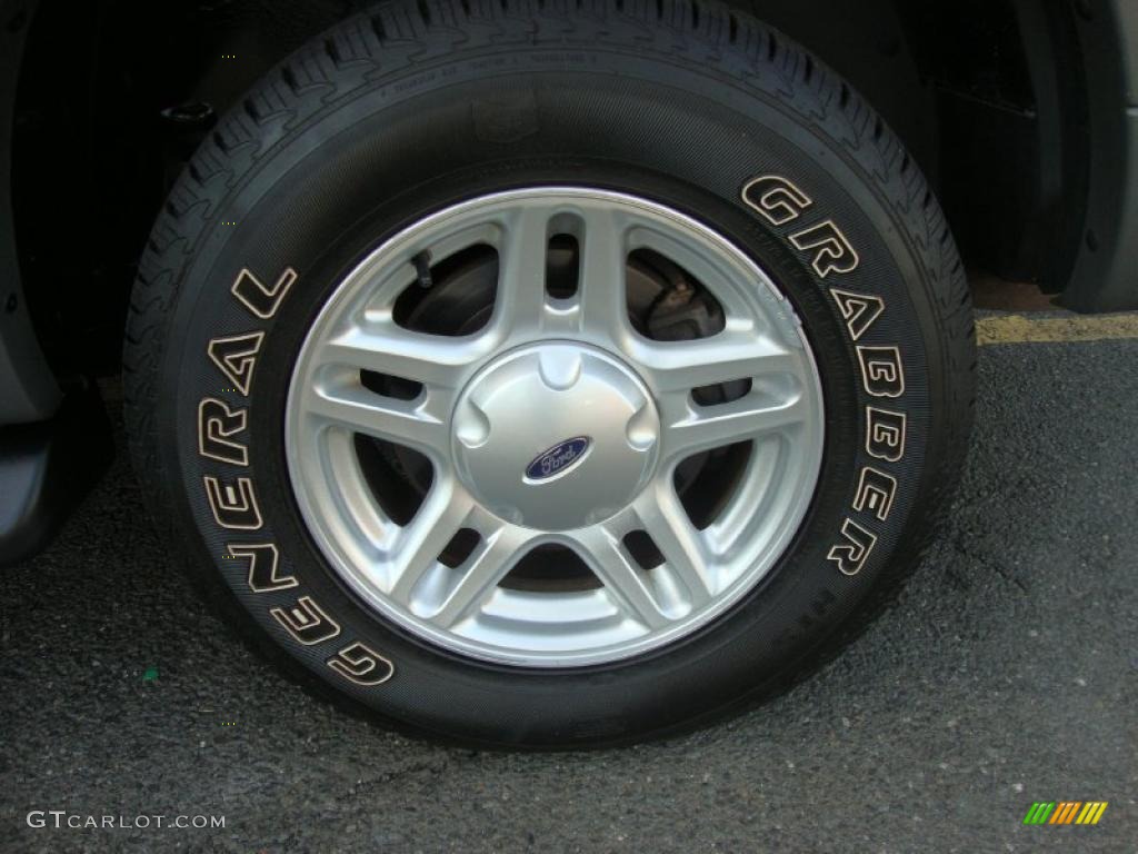 2002 Ford Explorer XLT 4x4 Wheel Photo #39544686