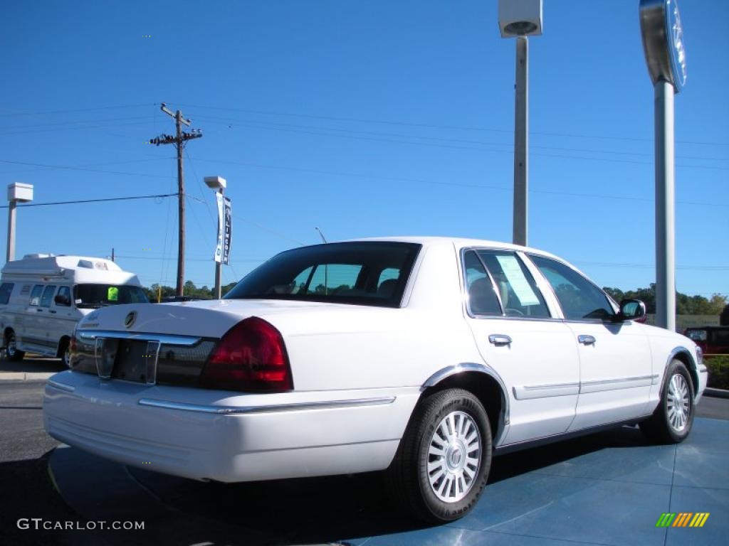 2006 Grand Marquis LS - Vibrant White / Medium Light Stone photo #5