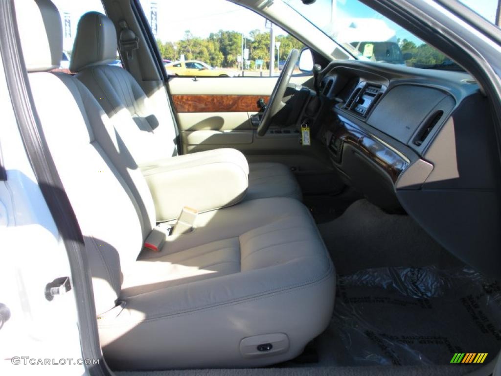 2006 Grand Marquis LS - Vibrant White / Medium Light Stone photo #15