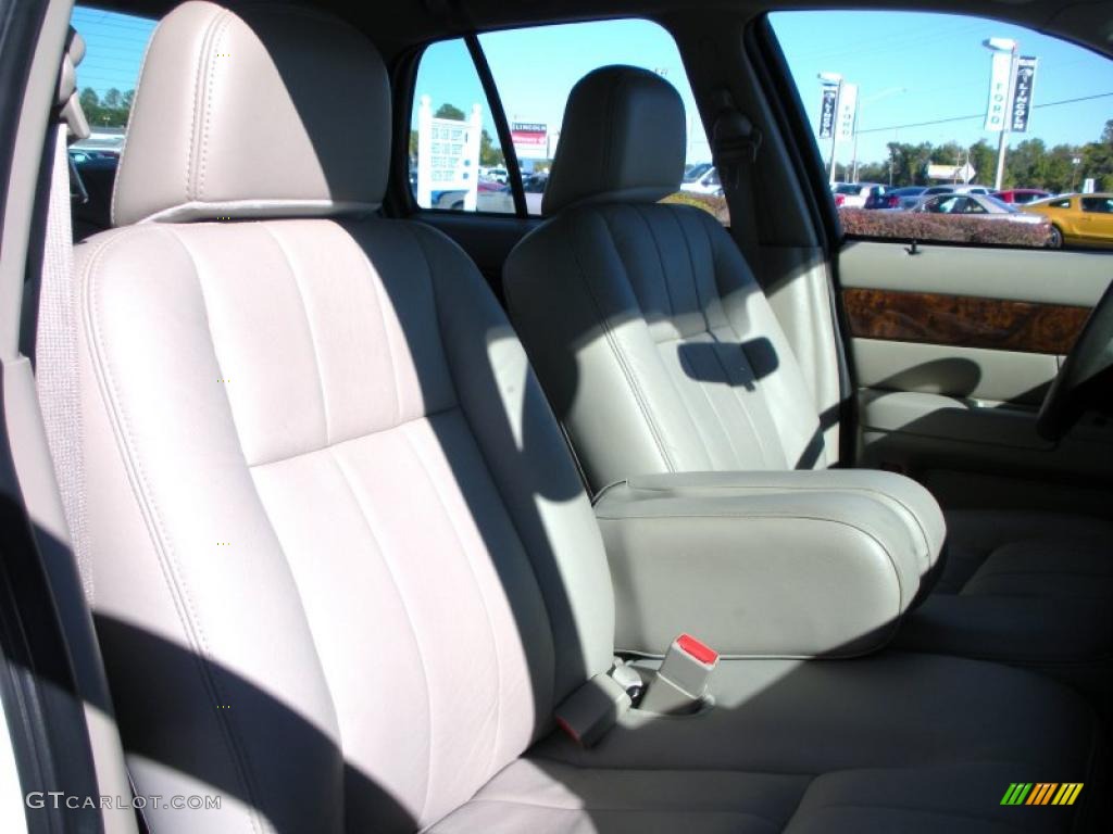 2006 Grand Marquis LS - Vibrant White / Medium Light Stone photo #16