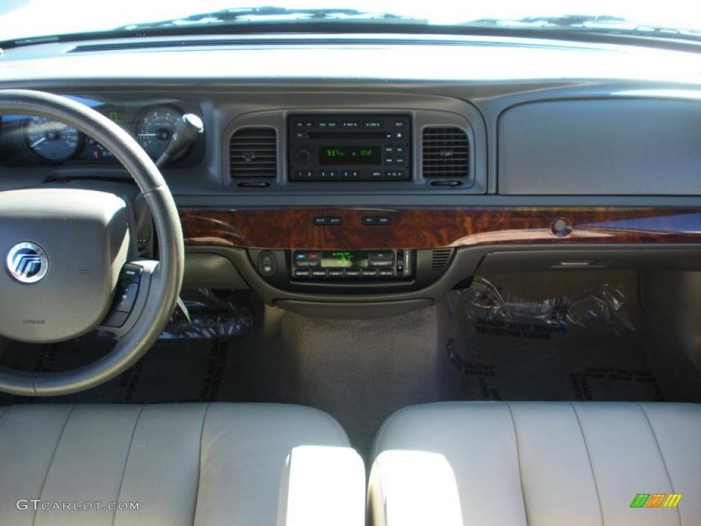 2006 Grand Marquis LS - Vibrant White / Medium Light Stone photo #17