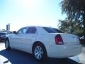 Cool Vanilla - 300 Touring Photo No. 3