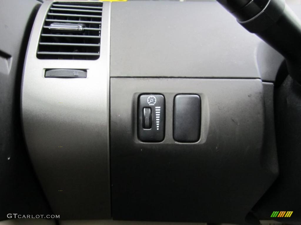 2004 Prius Hybrid - Seaside Pearl / Brown/Ivory photo #26