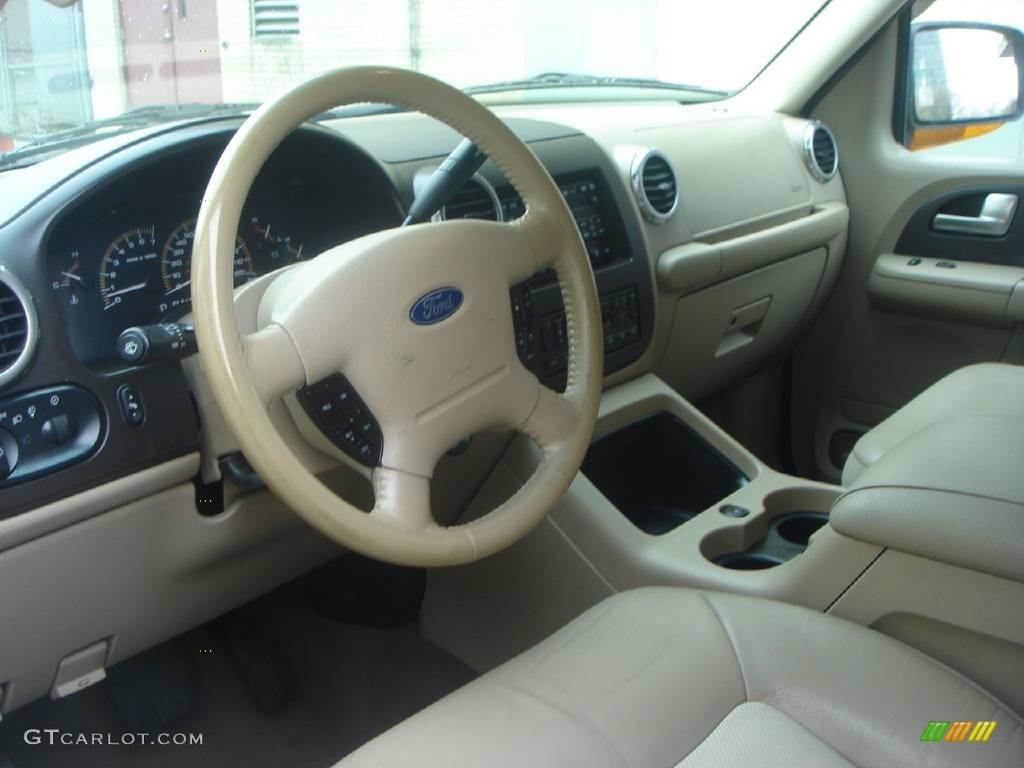 2003 Expedition Eddie Bauer 4x4 - Oxford White / Medium Parchment photo #5