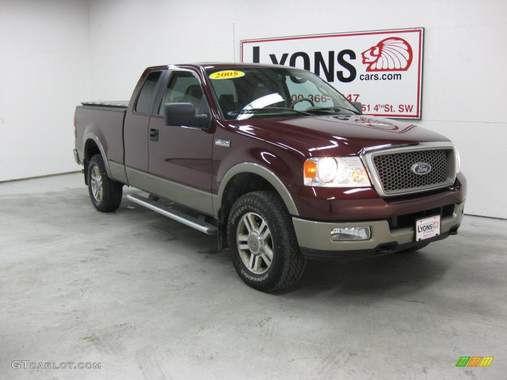 2005 F150 Lariat SuperCab 4x4 - Dark Toreador Red Metallic / Tan photo #42