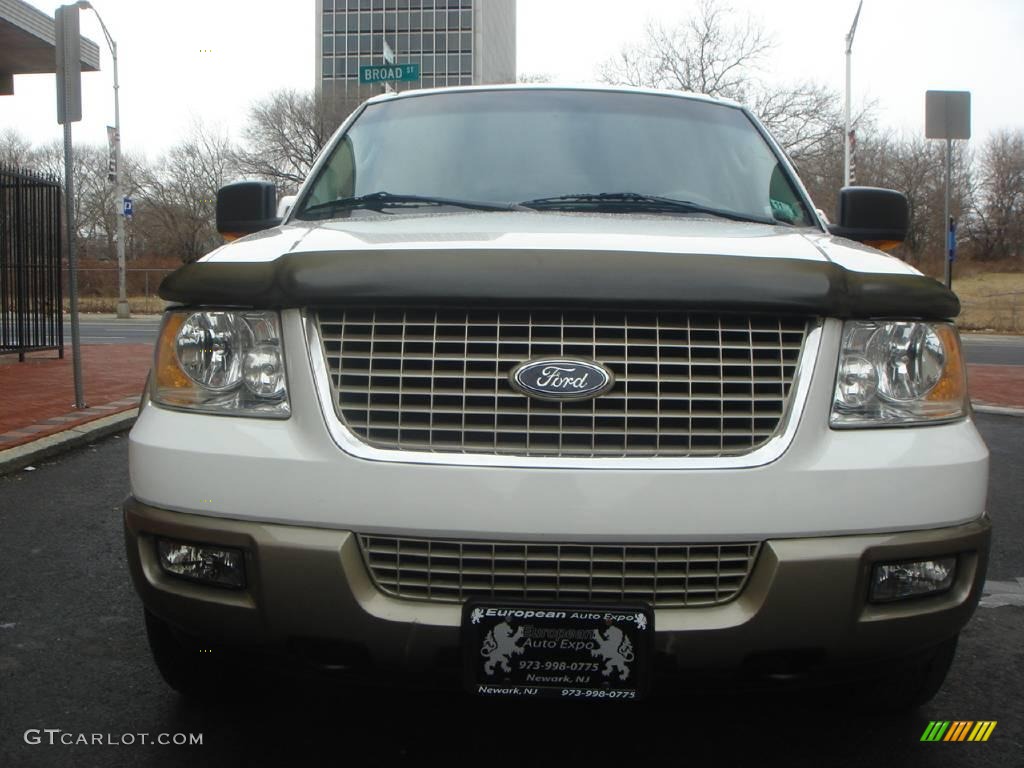 2003 Expedition Eddie Bauer 4x4 - Oxford White / Medium Parchment photo #13