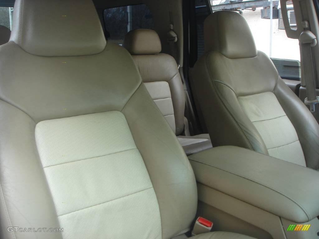 2003 Expedition Eddie Bauer 4x4 - Oxford White / Medium Parchment photo #19