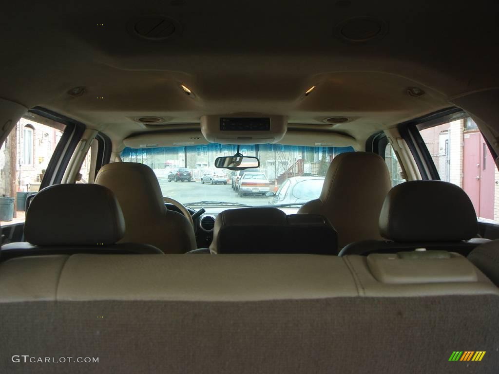 2003 Expedition Eddie Bauer 4x4 - Oxford White / Medium Parchment photo #21
