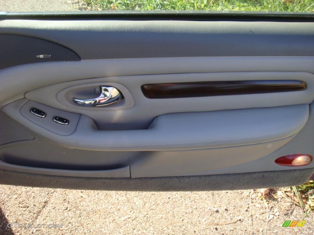 1997 Mark VIII LSC - Toreador Red Metallic / Light Graphite photo #12